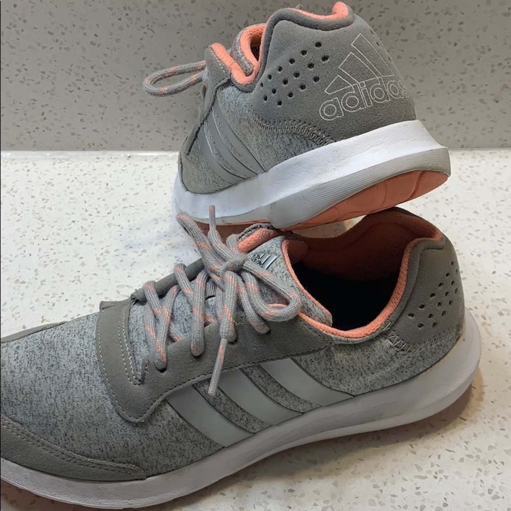 Adidas supercloud running shoes